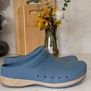 DANSKO RUBBER CLOGS
